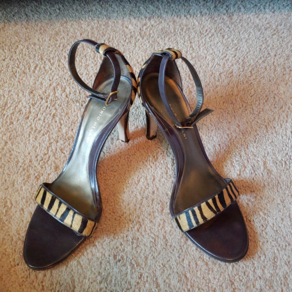 Antonio Milani Pumps